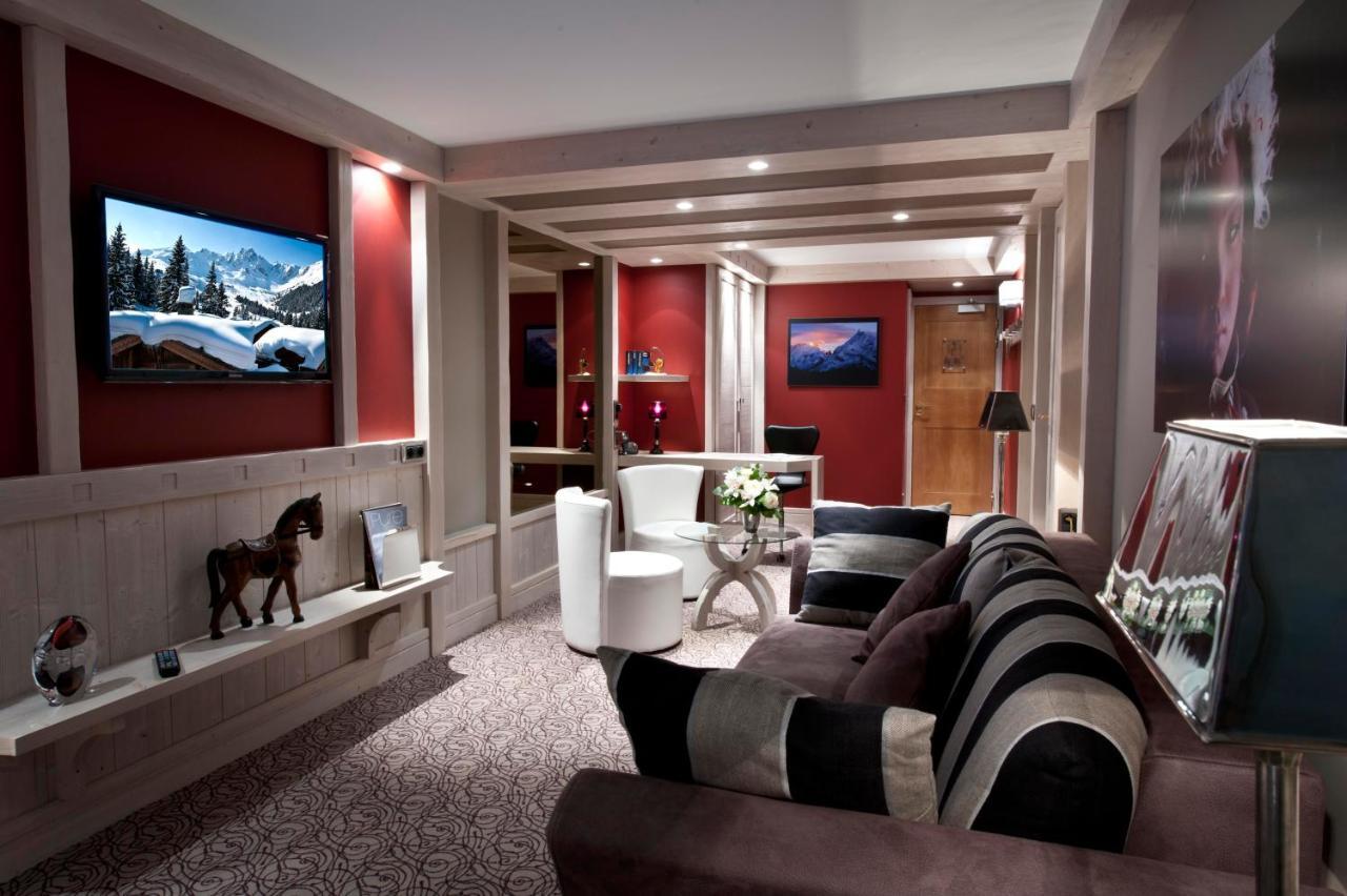 Hotel Les Sherpas Courchevel Exterior photo