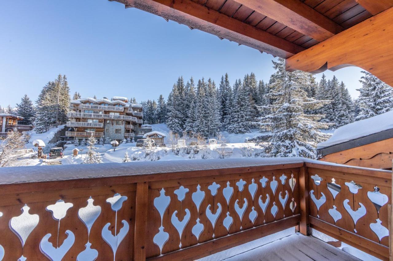 Hotel Les Sherpas Courchevel Exterior photo